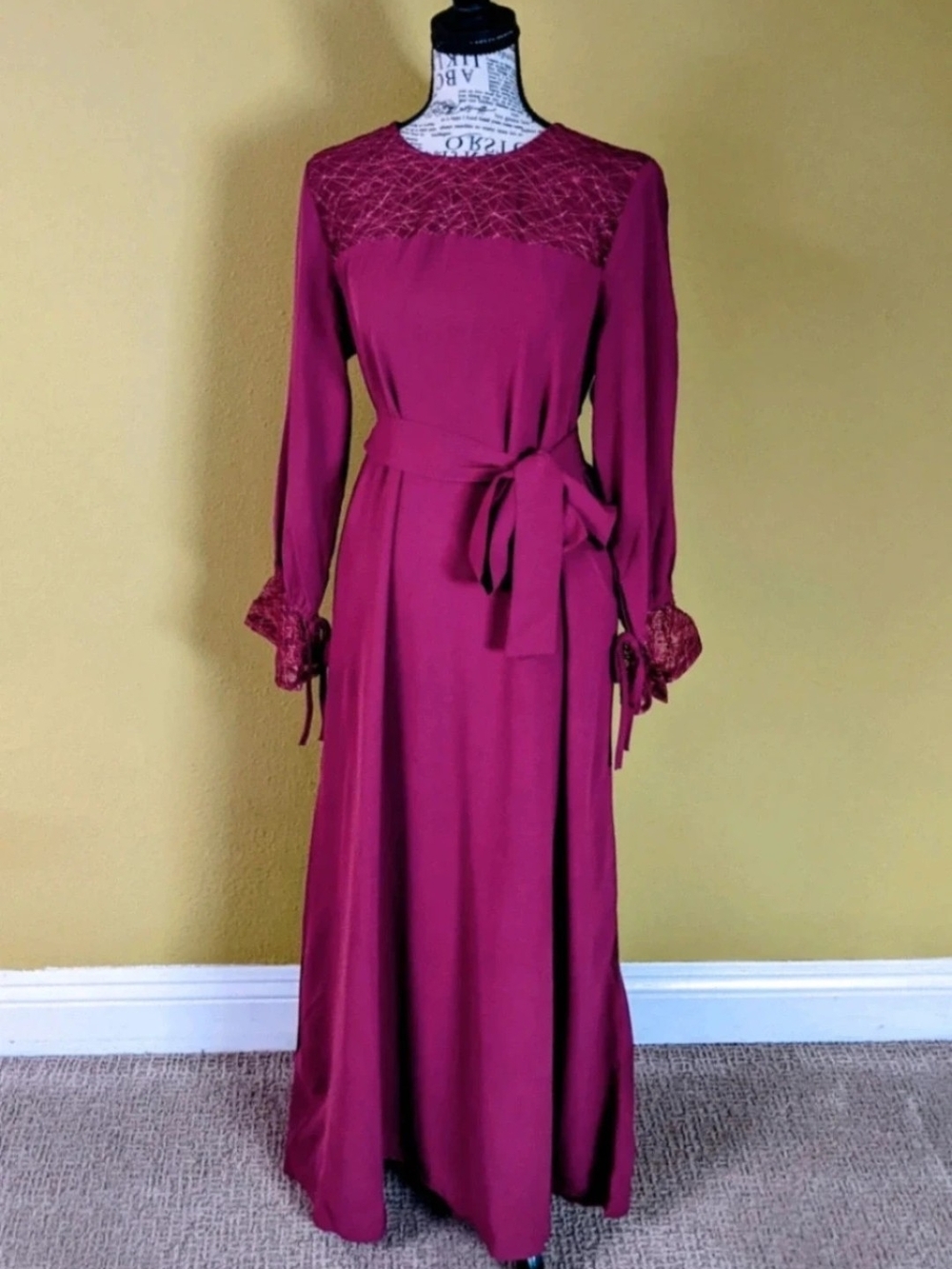 Elegant Long Sleeve Magenta Maxi Dress with Lace Yoke